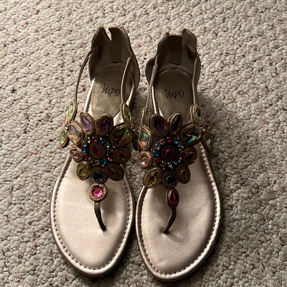 Impo sandals